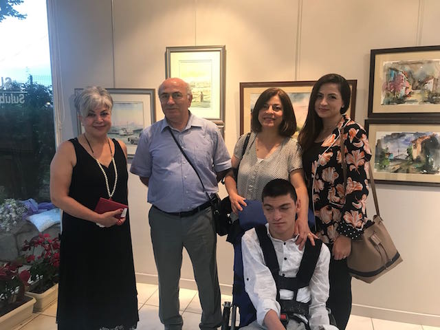 Fırça Sanat Galerisi sahibi Semra Sancak ve Ailemle birlikte
